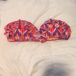 Ruffle Strapless Bikini Top